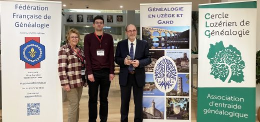 Magdeleine MAZERT, Présidente de l'UFGLR et du GUG30, Eric POCIELLO, Président du CLG48 et Christophe DRUGY Président de la FGG lors du colloque national de généalogie le 22/11/2025